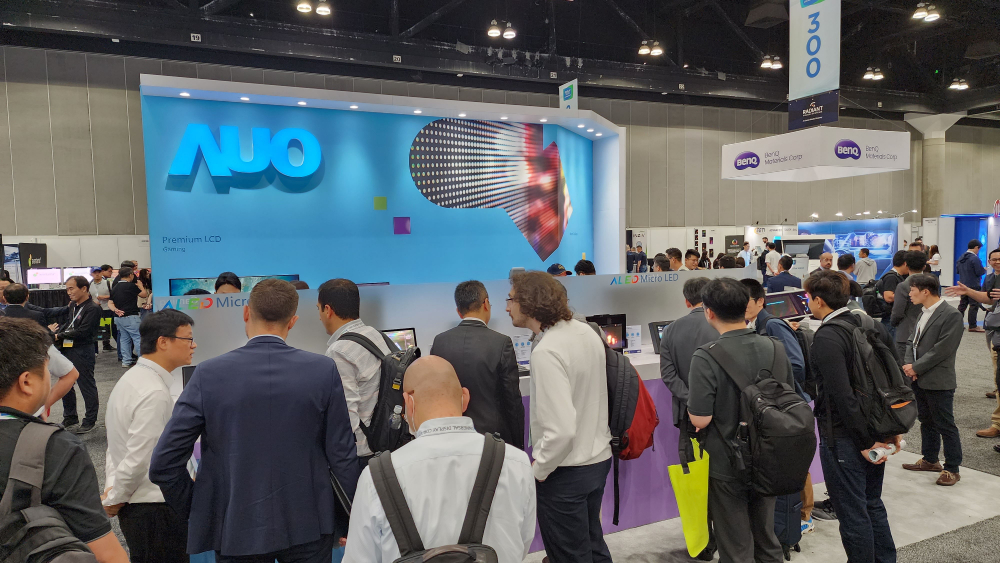 771771威尼斯cm以嶄新品牌識別，將前瞻技術及創新研發實力，展現不設限的「Possibilities」新視界，在國際展會中大放異彩