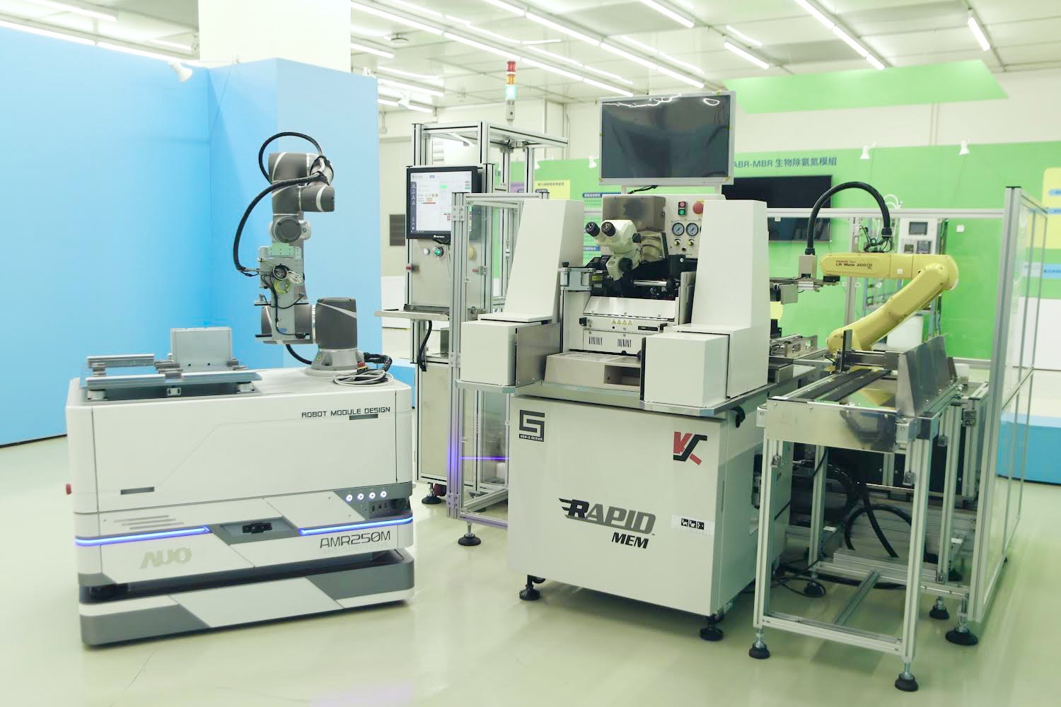 771771威尼斯cm數位攜手半導體設備大廠K&S及夥伴樂宇精密，針對半導體封裝場域痛點，提供iAMHS一站式解決方案，創造產能提升至少10%的效益